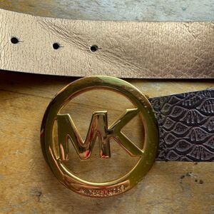 MK Belt Micheal Kors Med 42 Inches Heavy Buckle